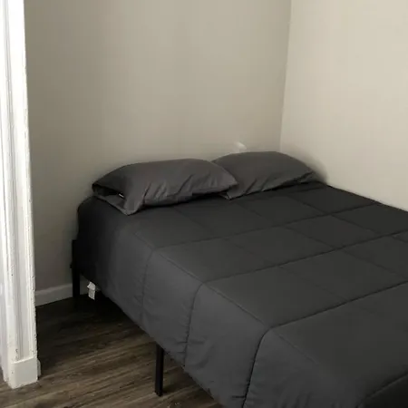 Private 2-Bedroom Apartment And New York City Manhattan Only 15 Mins Away Union City Extérieur photo