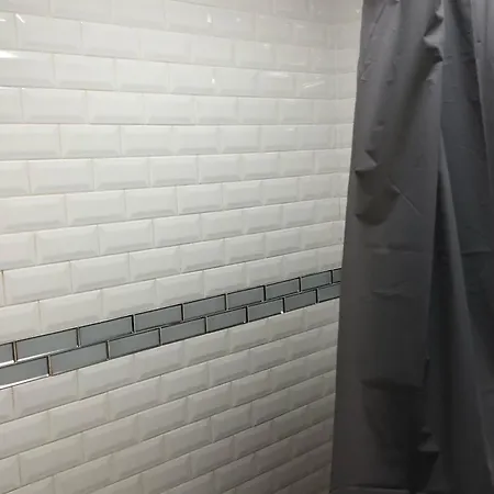 Private 2-Bedroom Apartment And New York City Manhattan Only 15 Mins Away Union City Extérieur photo